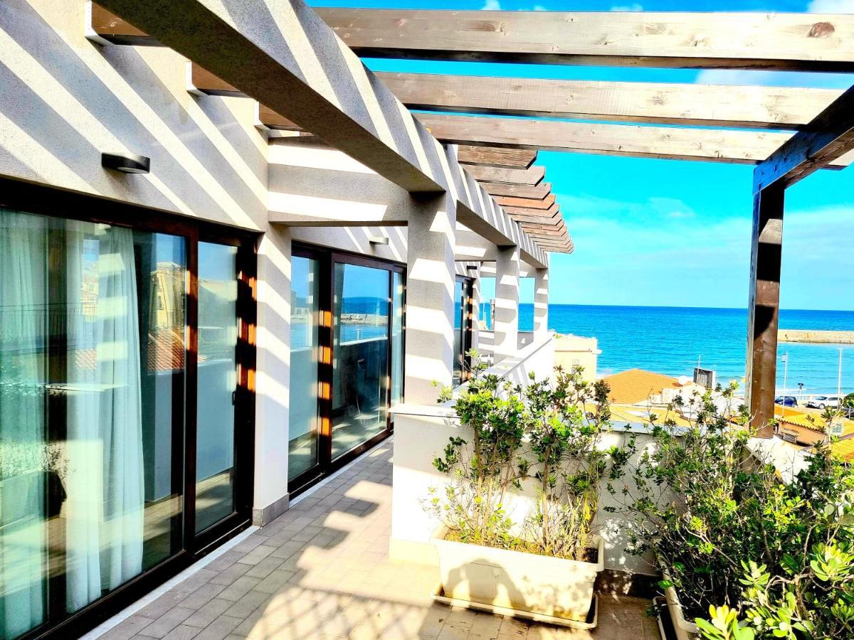 Royal Sea House Lägenhet Cefalù Exteriör bild